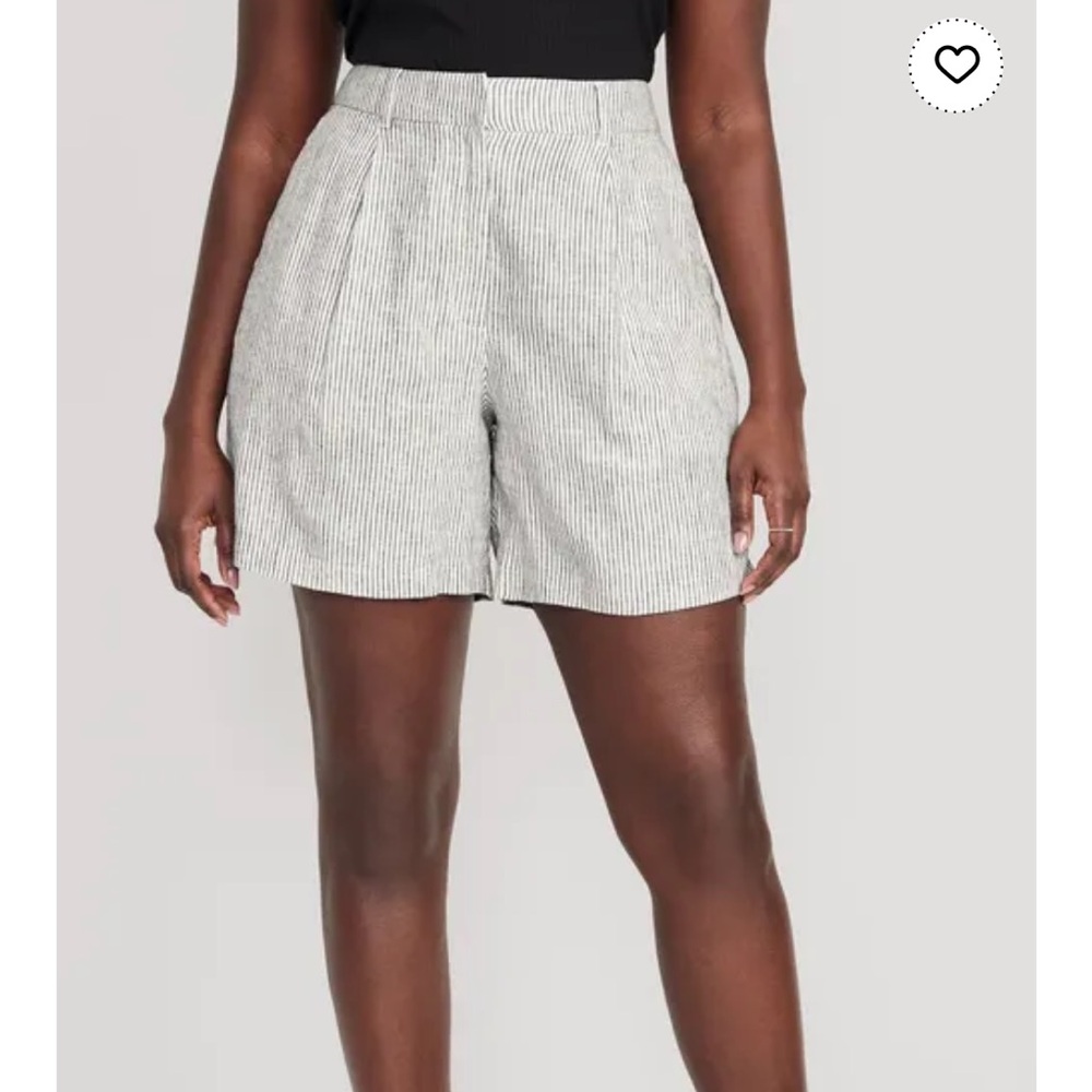 NWT Old Navy High-Waisted Seersucker Trouser Shorts